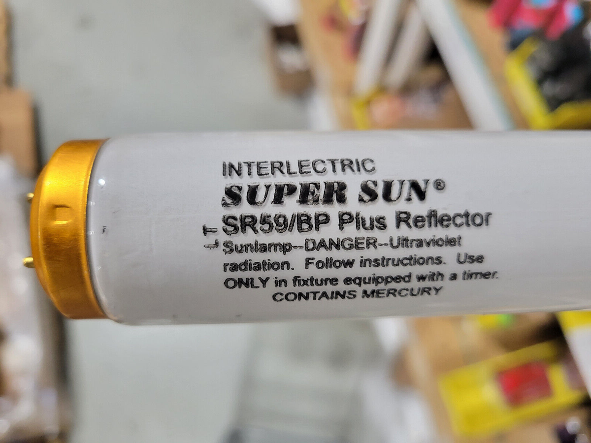 Dermatologists Weigh In: Are Sun Lamps the Safe Way to Tan? 